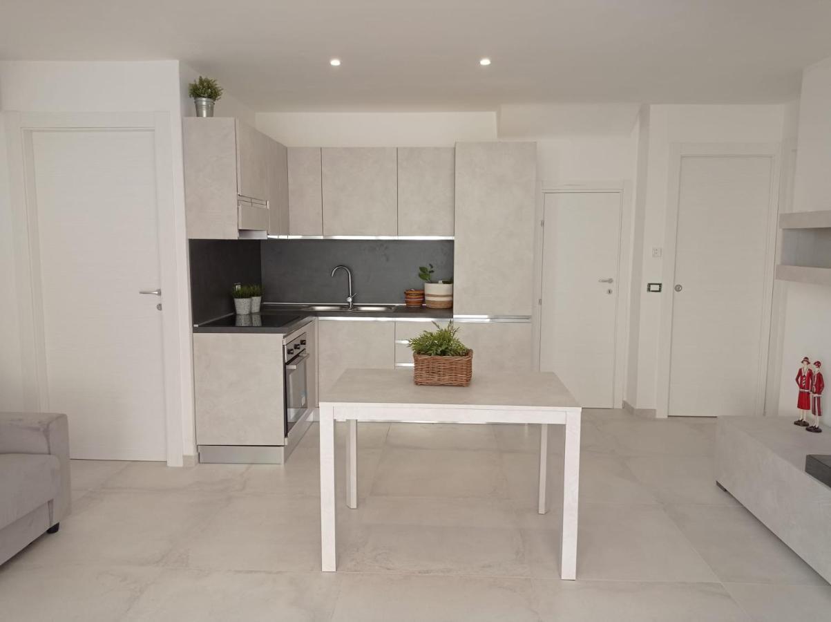 Gelsimori Apartments Отранто Екстериор снимка